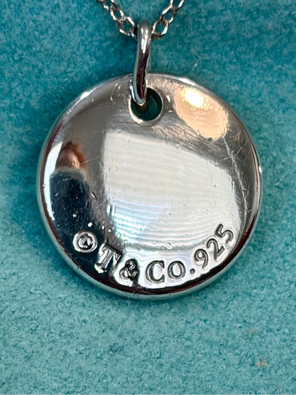 ✨ Tiffany & Co. Notes Letter "K" Round Disc Pendant Necklace 💕 - Picture 5 of 16